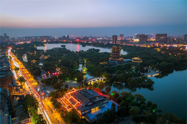 戰(zhàn)略規(guī)劃總落空？濟(jì)南戰(zhàn)略咨詢公司如何讓目標(biāo)落地有跡可循？