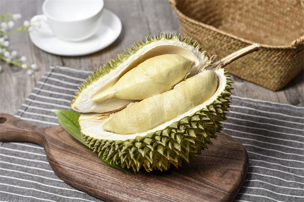 榴蓮價(jià)格暴跌50%，有人買了50箱，預(yù)算管理怎么看？