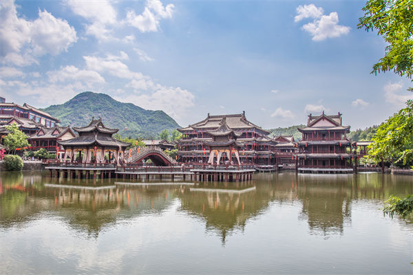 制造業(yè)管理分析：短劇基地狂飆，誰是下一個橫店？